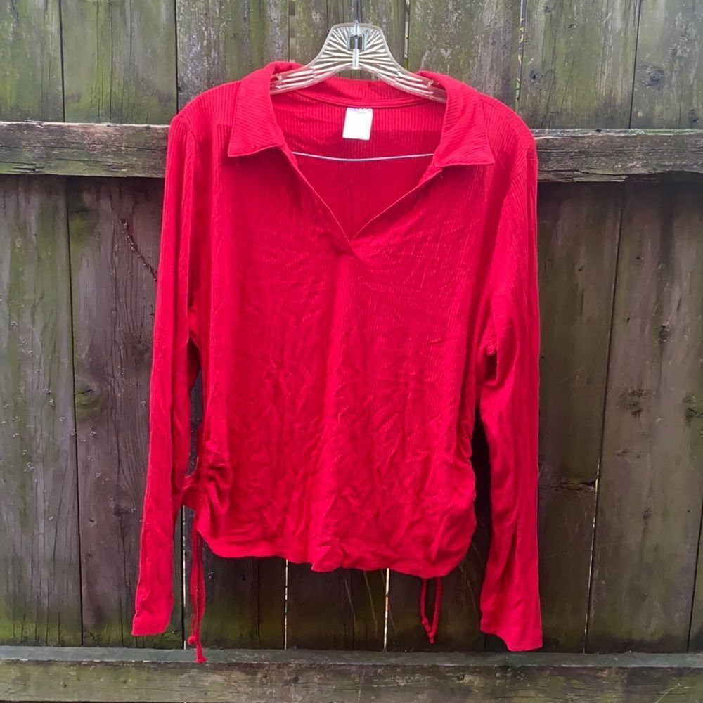 No Boundaries red top sz. 21